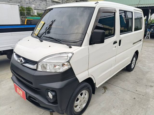 里程保證4萬多公里 原鈑件 自排五人座客貨車 車主超顧車 有盲點 雙安 ABS TRC  第2張相片