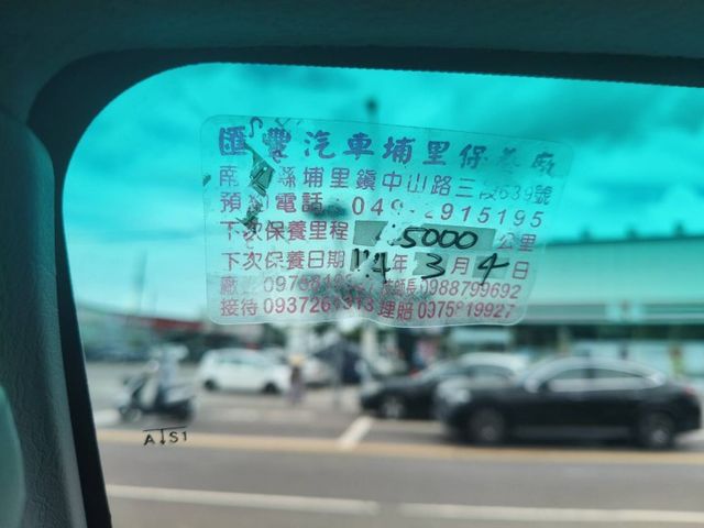 2022年3月出廠 A180 里程保證 原鈑件 手排五人座客貨車  有盲點 雙安 ABS TRC  第6張相片