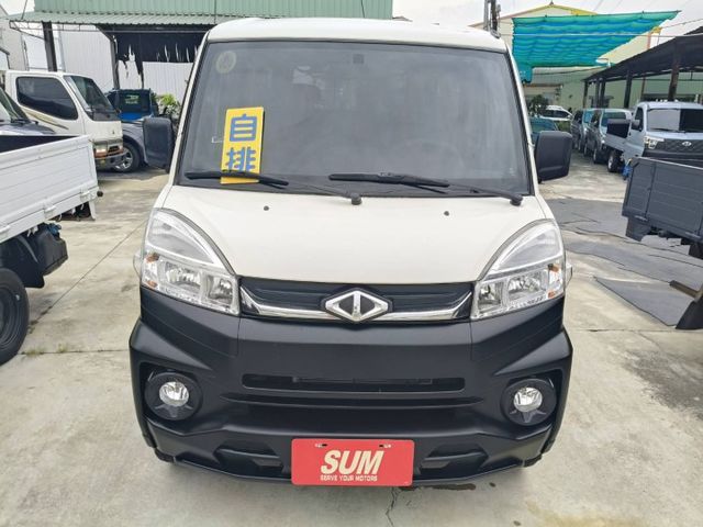 2018年12月出廠 A180 里程保證3萬多 原鈑件 自排五人座客貨車 車主超顧車 雙安 ABS TRC  第2張相片