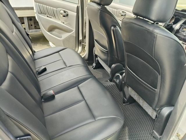 1.6五人座 原鈑件有恆溫、雙安全氣囊、里程保證16萬多公里、四輪如新、剛保養完成  第15張相片