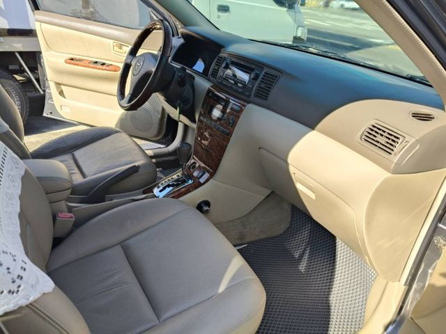 一手女用車 里程保證11萬多公里 無事故無泡水 整修完成附工單 內裝超美 最佳代步車  第13張相片