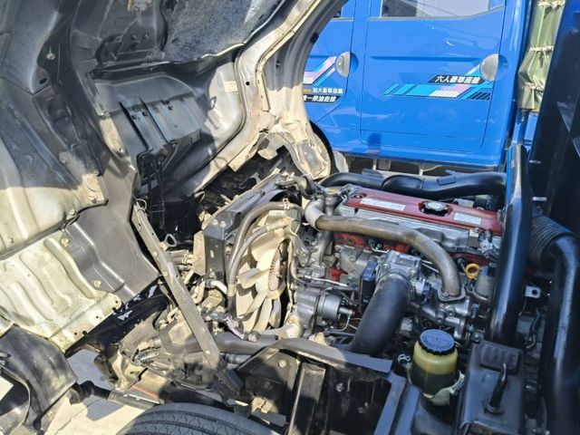 特製貨斗 堅固耐用 貨斗長10.6尺 車況佳 有力耐載重  第8張相片