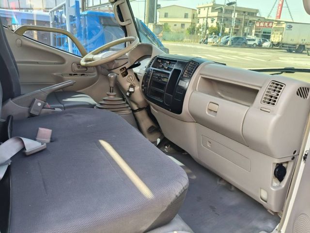 特製貨斗 堅固耐用 貨斗長10.6尺 車況佳 有力耐載重  第15張相片