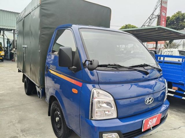 原鈑件 里程保證18000多公里 自手排 高蓬架三面開門 好開又省油  第1張相片