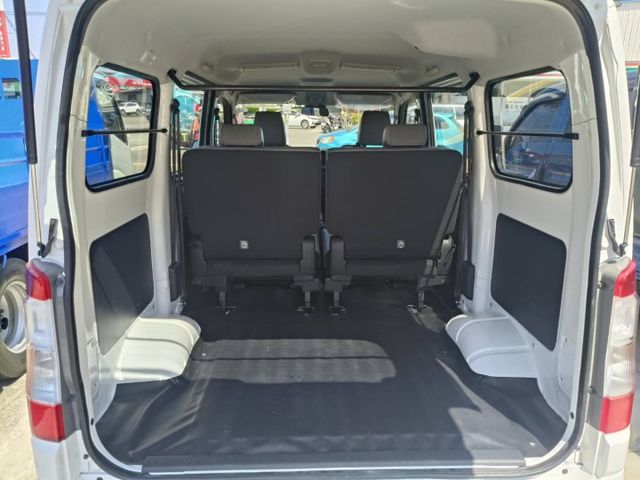 頂級版 有TSS 2.0盲點 鋁圈 電動後視鏡 全車原鈑件 保證僅跑3000多公里  第15張相片