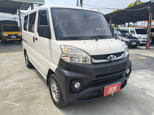 2023年1月出廠中華菱利A180手排五人座客貨版 原鈑件 有盲點偵測 雙氣囊 里程保證10萬多公里  第1張相片