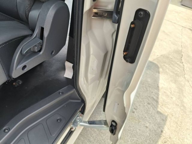 2023年1月出廠中華菱利A180手排五人座客貨版 原鈑件 有盲點偵測 雙氣囊 里程保證10萬多公里  第16張相片