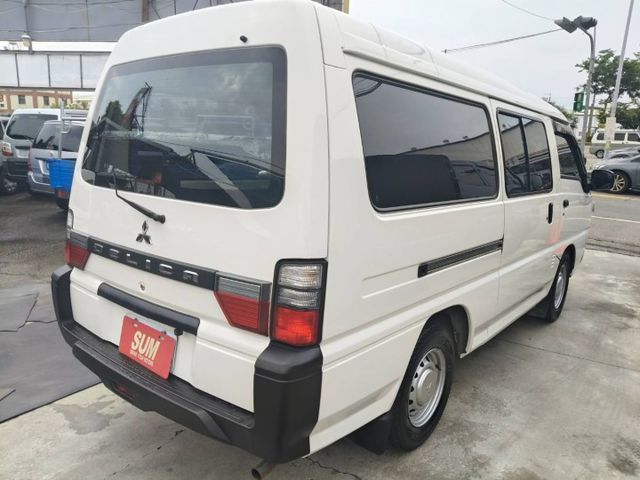 里程保證原鈑件 二人座貨車版 車況佳 買回去馬上發大財  第2張相片