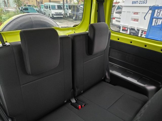 超漂亮 四輪傳動 無改裝無涉水無OFF ROAD市區女用車 里程保證20000多公里原鈑件  第9張相片