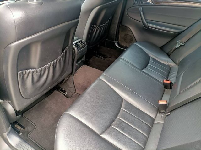 C-CLASS SEDAN W203  第13張相片