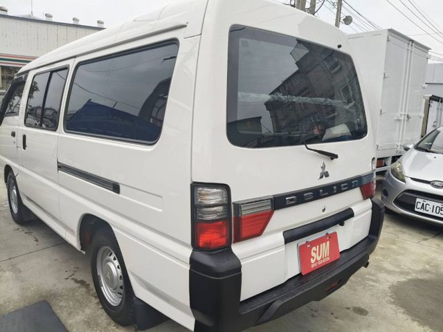 里程保證原鈑件 二人座貨車版 車況佳 買回去馬上發大財  第4張相片
