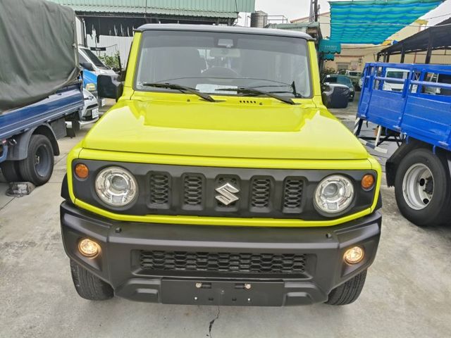 超漂亮 四輪傳動 無改裝無涉水無OFF ROAD市區女用車 里程保證20000多公里原鈑件  第3張相片