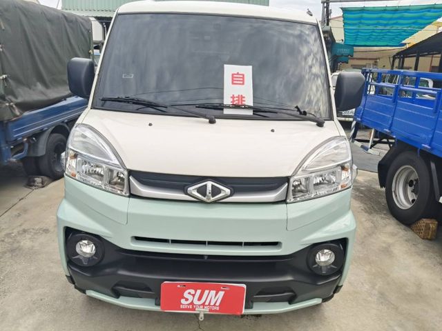 超漂亮原鈑件  中華菱利A180 五人座 自排 雙色精裝車 里程保證2.9萬公里，有盲點、雙安、環景、行車記錄器  第3張相片