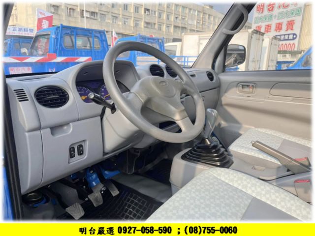 4 X 4 【 4 輪傳動 + 加力檔  】全車 保固 1 年+原鈑件+冷氣 【 貨車專賣店 】 附設保修廠  第4張相片