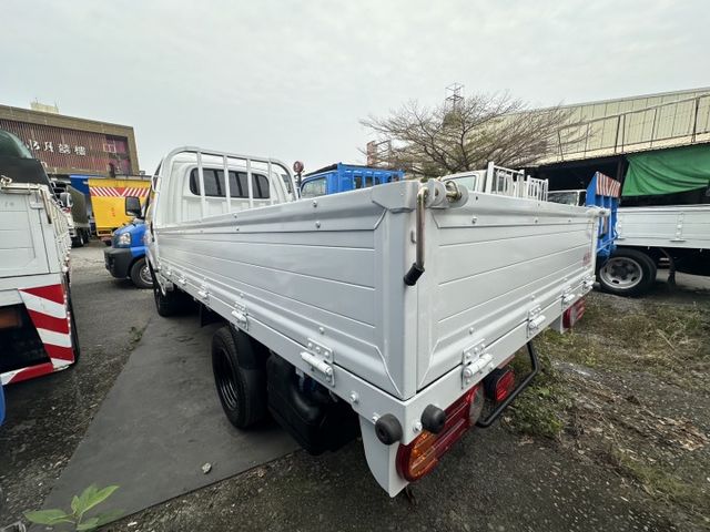 自 排 -2023年/  原鈑件 保證  / 全車 保固  1 年【貨車專賣店】2022年12月 出廠/可全額分期  第6張相片