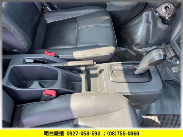 自排--2022型 /全車 2 年 保固 / 認證車 / 2021年11月 出廠  /  定速 +循跡【貨車專賣 店】  第8張相片