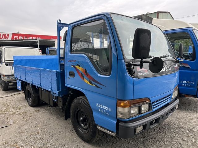 全車 保固 3 個月 /  原鈑件保證  /  尾門 搖控 / 冷氣很冷【 貨車專賣店+ 保修廠 】全場100多輛貨車  第1張相片