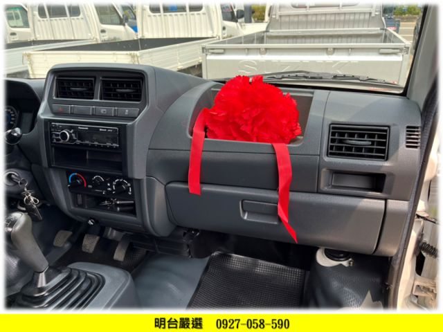 履約 3 萬公里 保證 + 認證車/  全車 保固 2 年/  双節 尾門 搖控【貨車 專賣店】第三方認證  第5張相片