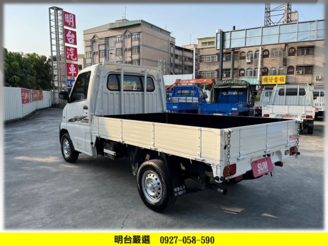 1300cc/ 全車 保固 1 年 / 全車 原鈑件/ 冷氣冷【履約 無事故 無泡水 保證】可全貸- 0 利息 -送利息  第2張相片