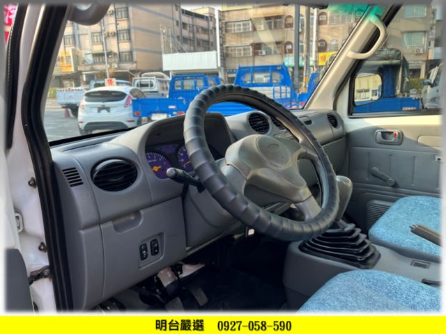 1300cc/ 全車 保固 1 年 / 全車 原鈑件/ 冷氣冷【履約 無事故 無泡水 保證】可全貸- 0 利息 -送利息  第5張相片