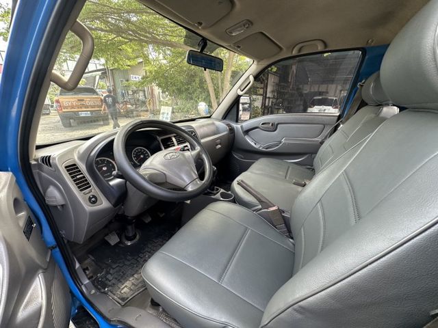 全車 保固 + 保養如新 / 原鈑件 /  尾門 搖控 【 貨車專賣店  】  可 全額 分期  -  可全貸  第2張相片