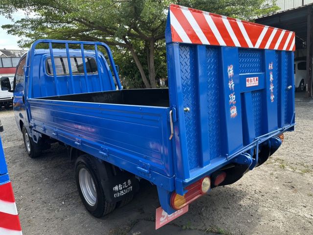 全車 保固 + 保養如新 / 原鈑件 /  尾門 搖控 【 貨車專賣店  】  可 全額 分期  -  可全貸  第4張相片