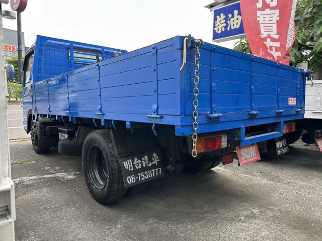 全車 保固 3 個月 / 原鈑件 保證 / 花氬鈑底 / 已升載重 5 噸【貨車專賣店】可分期 可全貸  第6張相片