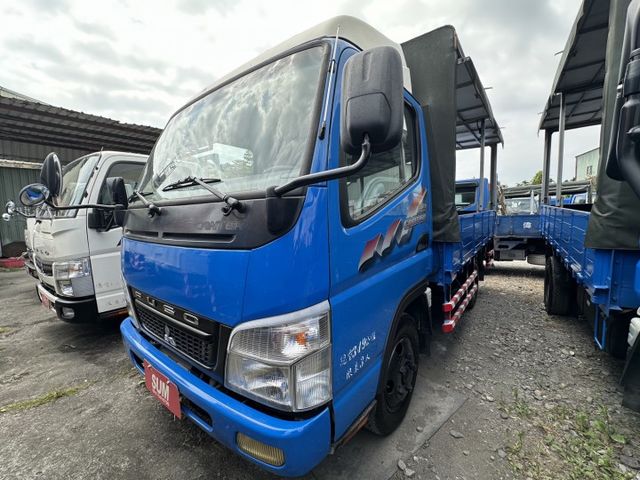 全車 保固 3 個月 /  原鈑件 保證 /  花氬鈑底 /  已升載重 5 噸【貨車專賣店】可分期  可全貸  第1張相片
