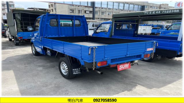 4 X 4 【新1500 + 2019年款】A190  全車 保固 1 年+ 認證車【4 X 4】2018年12月 出廠  第3張相片