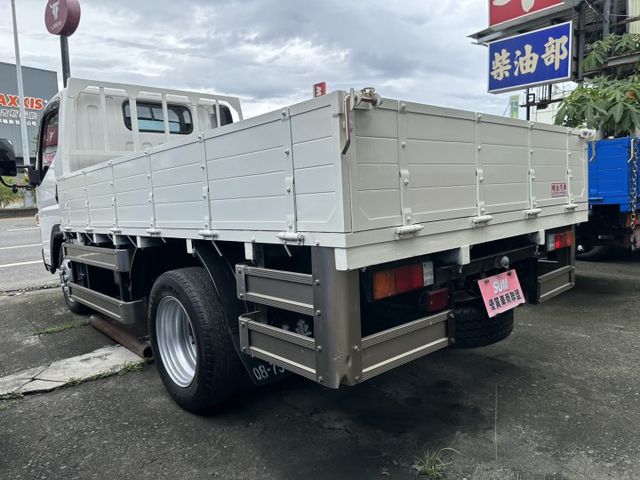 履約  5 萬公里 保證 / 原鈑件 / 全車 1 年 保固 + 認證 + 環景【貨車 專賣店】 低利 分期--送 尾門  第6張相片
