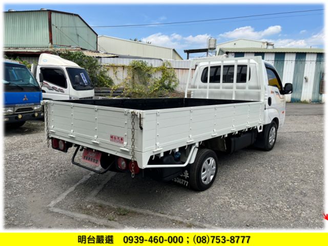 全車 原鈑 原漆/ 履約 保固 1 年【貨車 專賣店 +附設 保修廠】可  低利 分期 --不收設定費  第3張相片