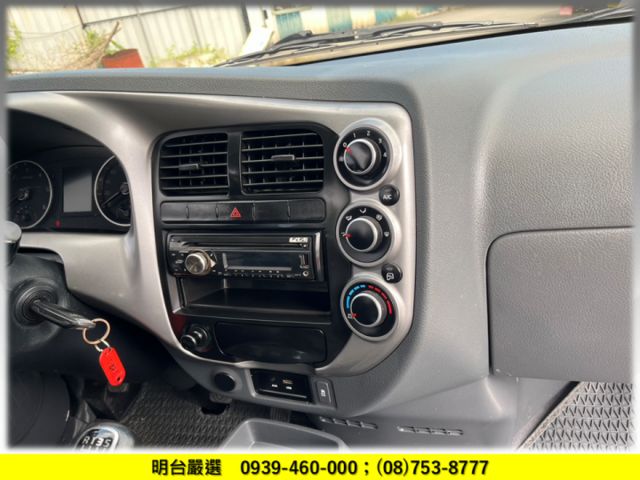 全車 原鈑 原漆/ 履約 保固 1 年【貨車 專賣店 +附設 保修廠】可  低利 分期 --不收設定費  第7張相片