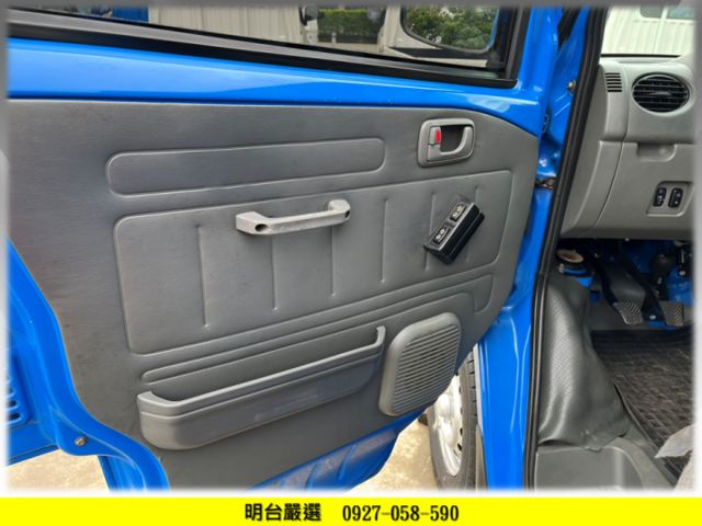 全車 保固 3 個 月+ 原鈑件保證 / 冷氣 + 電動窗【貨車專賣】 可全額 分期  第7張相片
