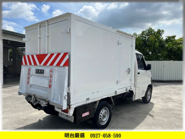 履約 5 萬公里 保證 + 認證車/ 全車 保固 2 年/ 搖控 電動 尾門【 貨車 專賣店 】 可全額分期  第2張相片