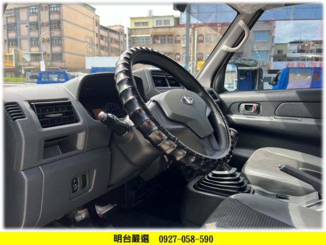 履約 5 萬公里 保證 + 認證車/ 全車 保固 2 年/ 搖控 電動 尾門【 貨車 專賣店 】 可全額分期  第5張相片