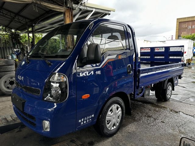 全車 原漆 原鈑件+ 里程 保證 / 認證車 / 全車 保固 1 年/ 尾門【貨車 專賣】在地經營 50 年  第1張相片