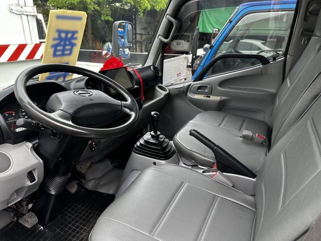 11.6 尺 - 箱 內高 183 cm  / - 原鈑件+全車保固 /升載重 5 噸【良心建議】全車保固-很重要  第2張相片