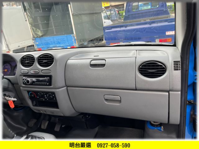 全車 保固 1年 / 全車 原鈑件 / 認證車 / 冷氣冷【貨車 專賣】前後行車紀錄/ 免費加-OO廂  第6張相片