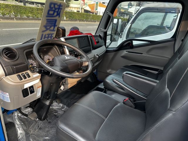 14 尺/ 正 5 噸/全車 原鈑 原漆 / 可調 電動 升降蓬+ 2 缸尾門  電動調 上下升降【里程保証】  第2張相片