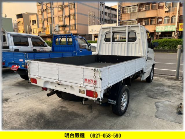 4 X 4 【 4 輪傳動+ 加力檔 】全車 保固 1 年+ 全車 原鈑件  //貨車專賣// 4 X 4 -4 X 4  第2張相片