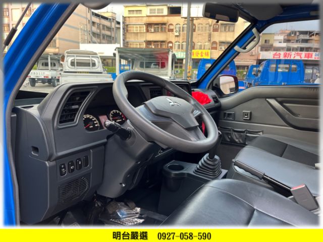 車頭 原漆+車斗 噴漆 / 認證車 / 全車 保固 2 年【貨車 專賣】前後行車紀錄+倒車顯影  第4張相片