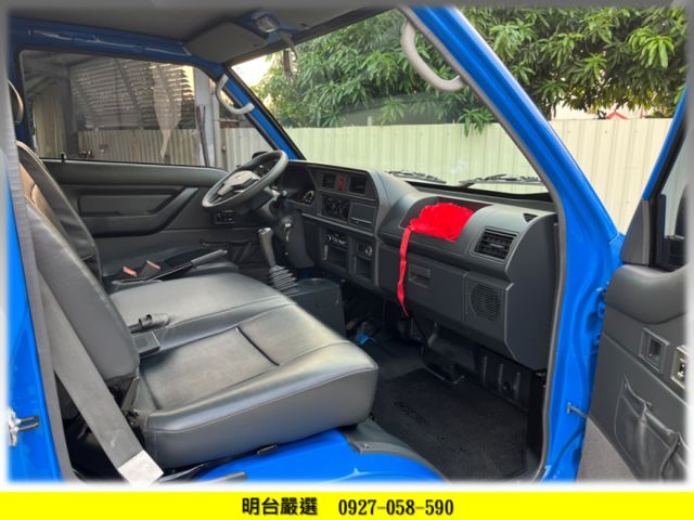 車頭 原漆+車斗 噴漆 / 認證車 / 全車 保固 2 年【貨車 專賣】前後行車紀錄+倒車顯影  第5張相片