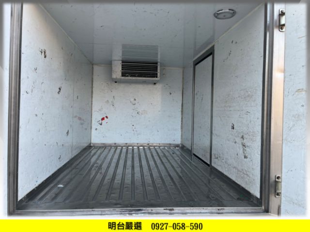 認證車/ 車頭原漆+ 車斗噴漆/ 原鈑件+ 里程保證/ 全車 保固【貨車 專賣】 前後行車紀錄  第4張相片