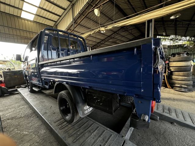 6 人座- 双 廂- 自 排// 自 排 // 全車 原漆+認證+全車 保固/ 2020年11月出廠 // 自排 //  第2張相片