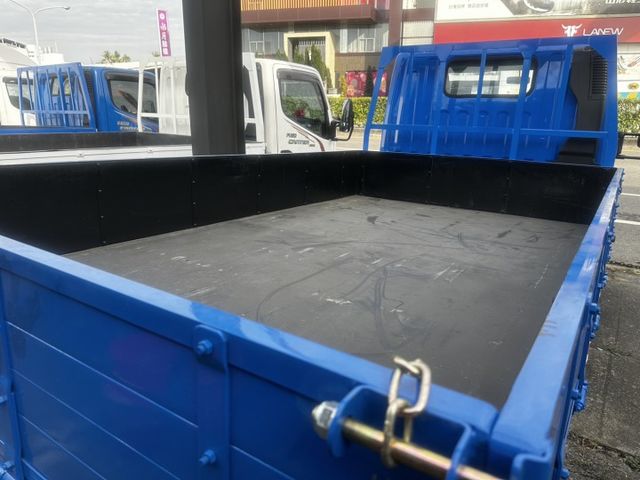 履約 19 萬公里 保證 / 原鈑件 / 全車 保固 / 認證/ 升載重 5 噸【貨車專賣】 有-保固-很重要  第4張相片