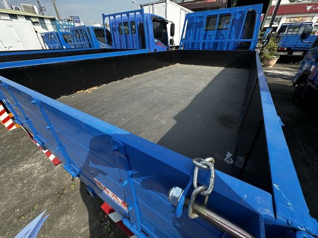 11.6 尺 / 原鈑件 / 引擎 保固  / 已升載重 5 噸 【 貨車 專賣 】 貨車- 有-保固-很重要  第4張相片