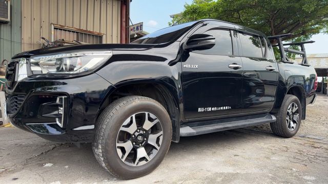 認證車/ 全車原漆 原鈑件 保證 / 里程 保證/ 全車 保固 / 5人座 【貨車 專賣】柴油 双廂 5人座  第1張相片