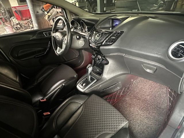 1.0 渦輪/ 認證車/  i-KEY-定速 / 里程 保證+ 原鈑件【超額 貸】小女換車- 不計成本- 隨便賣  第3張相片