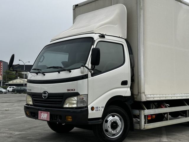 6 .5 噸 -16.7尺  內高 242 cm /  原漆 + 引擎 保固/ 可換貨斗/ 認證車 - 全車保固-很重要  第3張相片
