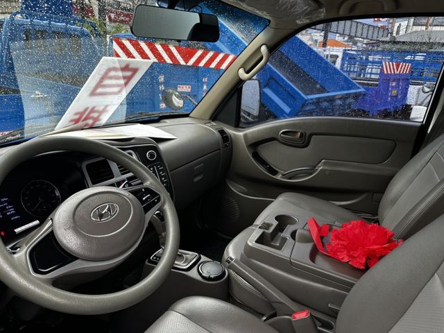 // 自 排 // 認證 + 全車原鈑件/ 全車 保固 1 年/ 可 免費換 貨斗【成本 出清】 // 自 排 //  第2張相片
